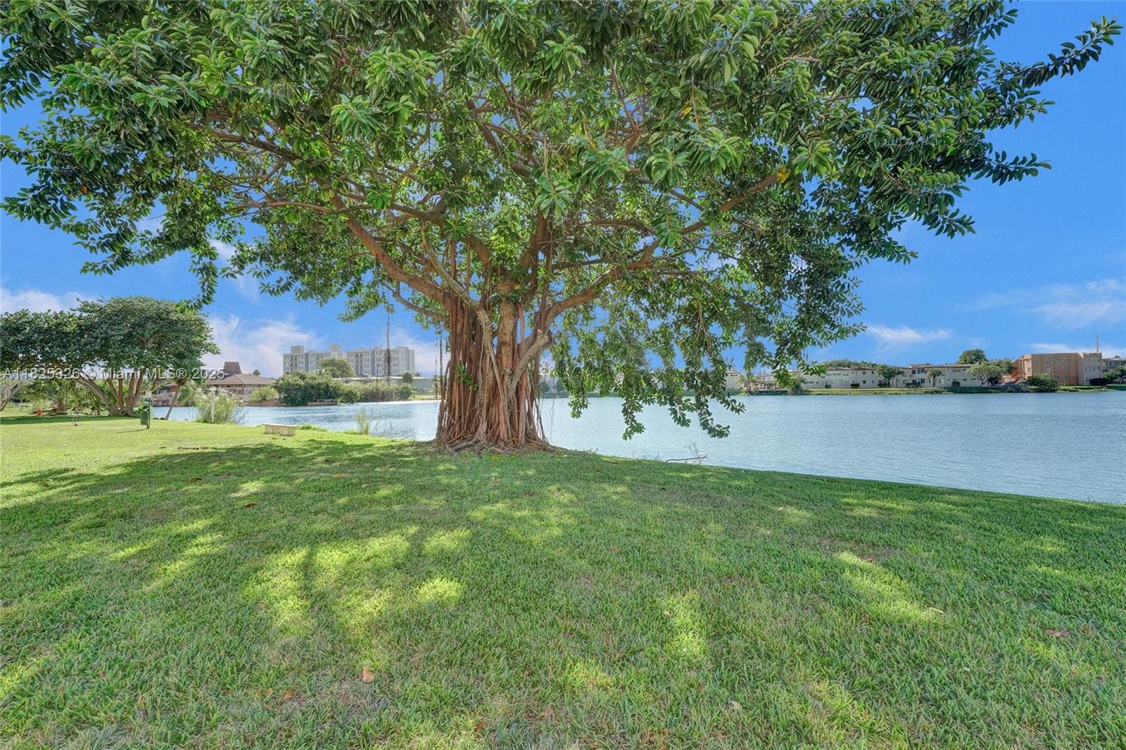 Jade Winds · #106-1 in Miami - Photo 29