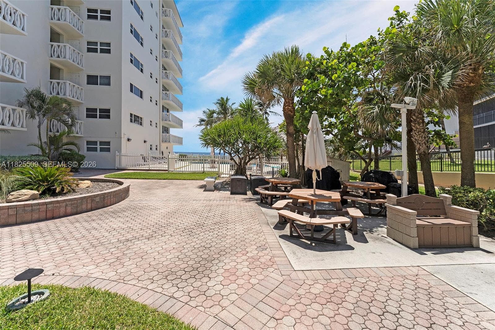 HILLSBORO WINDSOR CONDO · #111 in Hillsboro Beach - Photo 38