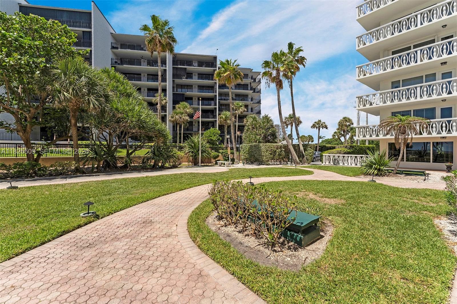 HILLSBORO WINDSOR CONDO · #111 in Hillsboro Beach - Photo 37