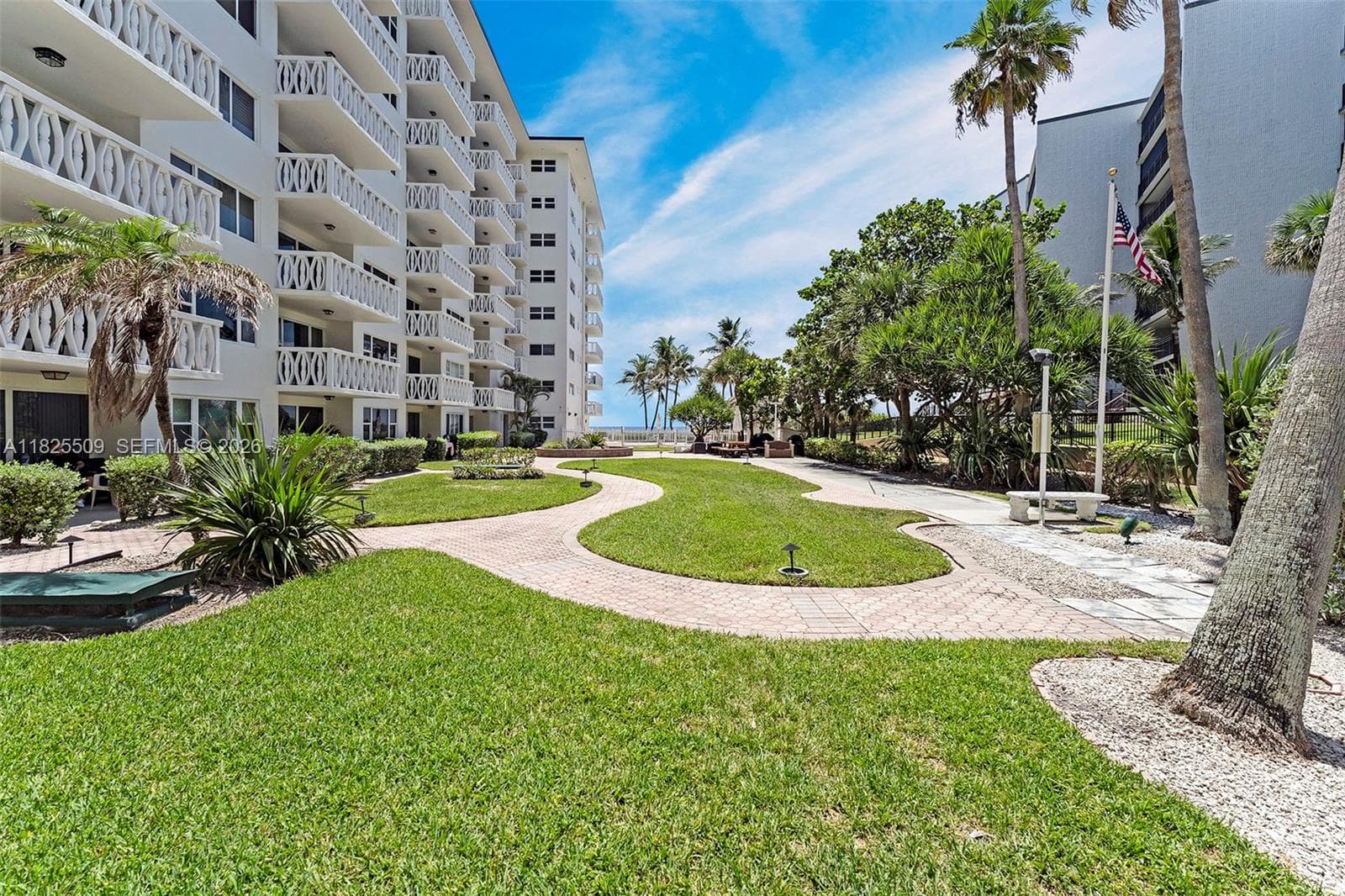 HILLSBORO WINDSOR CONDO · #111 in Hillsboro Beach - Photo 39