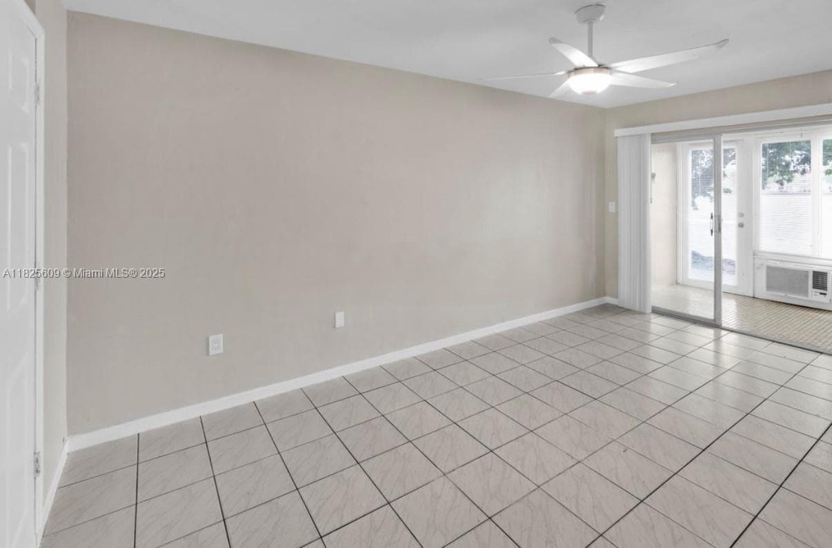 Star Lakes Estates · #1006 in Miami - Photo 8