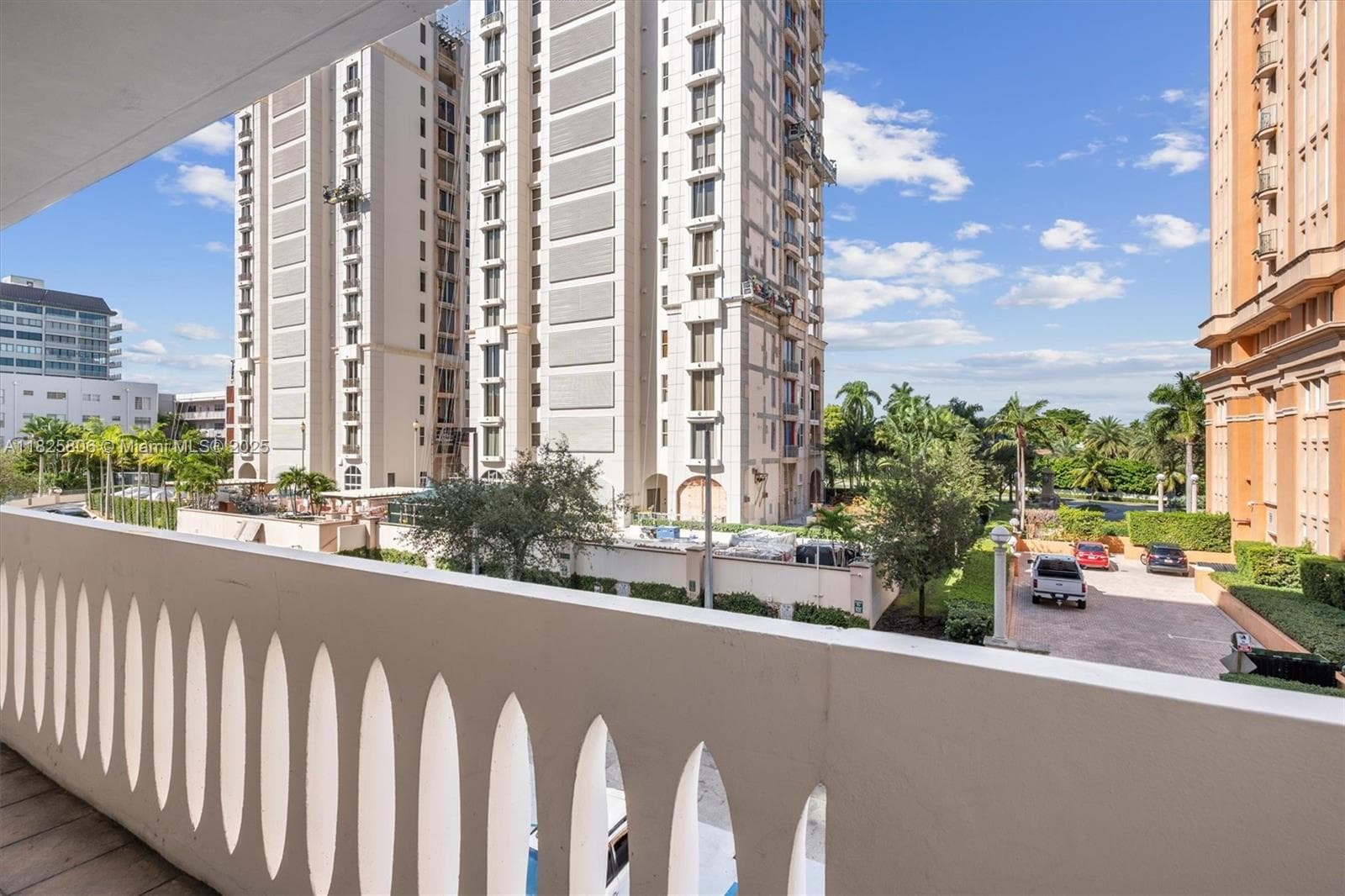 GABLES PLAZA CONDO · #306 in Coral Gables - Photo 12