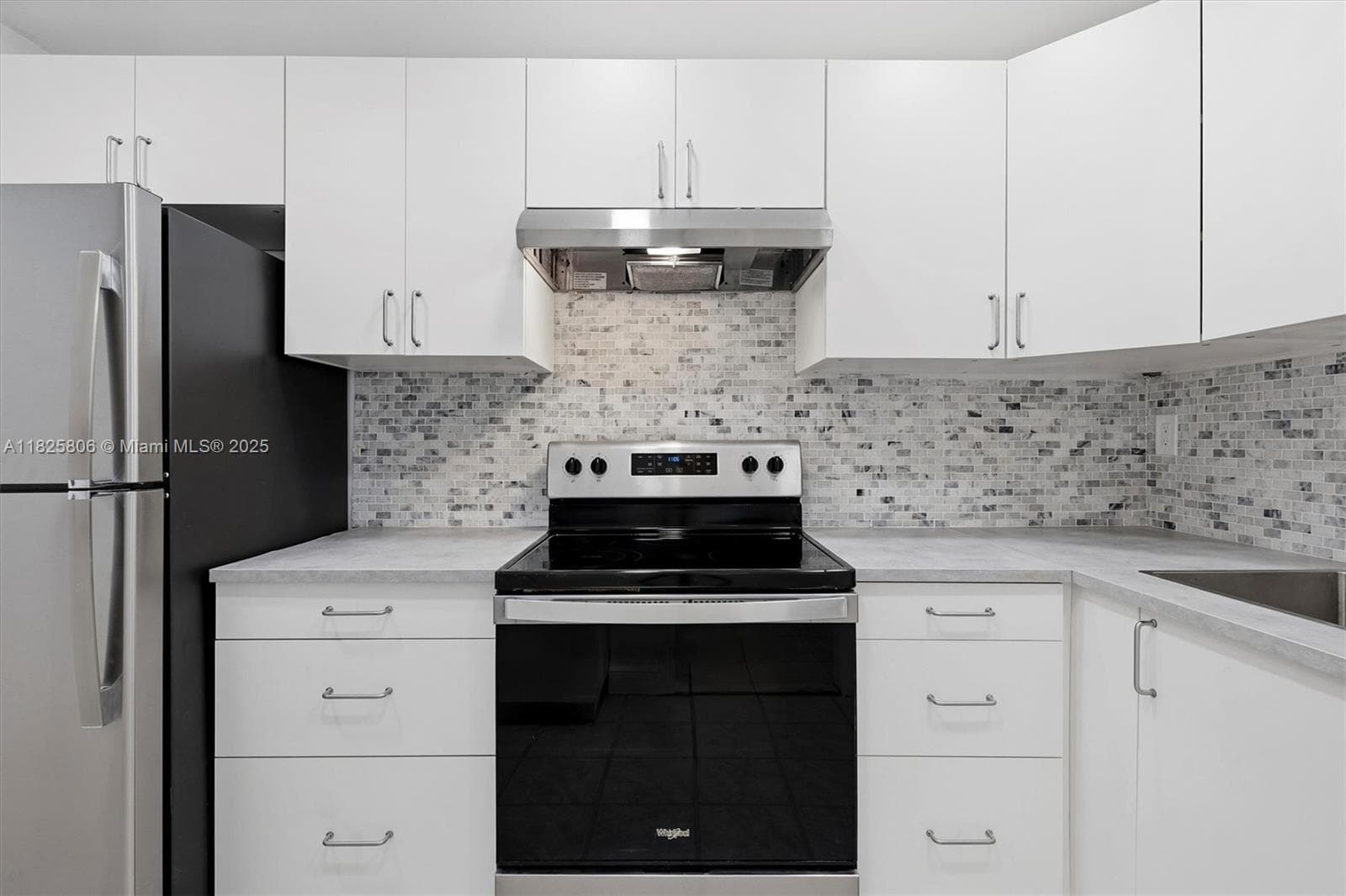 GABLES PLAZA CONDO · #306 in Coral Gables - Photo 7