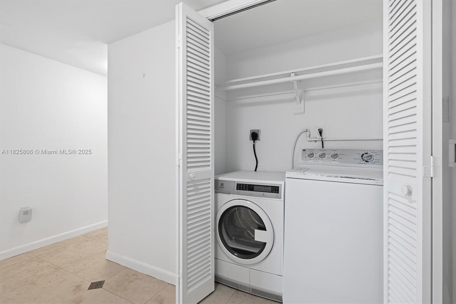 GABLES PLAZA CONDO · #306 in Coral Gables - Photo 30