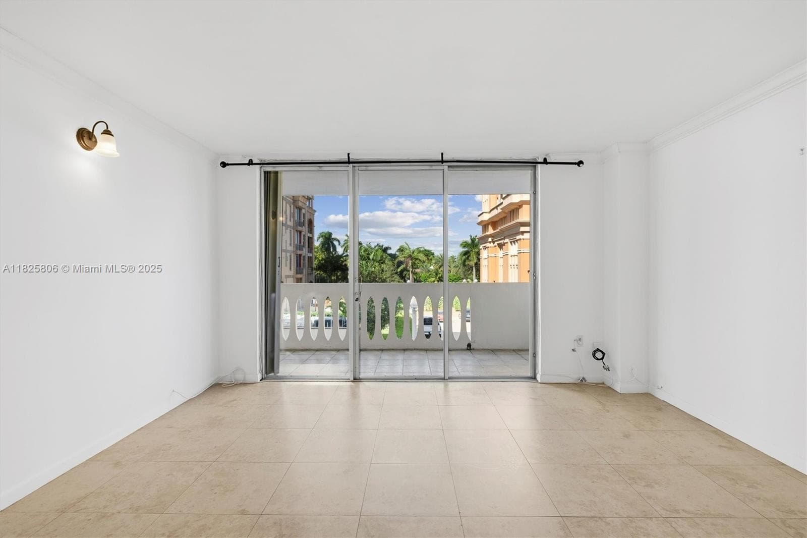GABLES PLAZA CONDO · #306 in Coral Gables - Photo 10