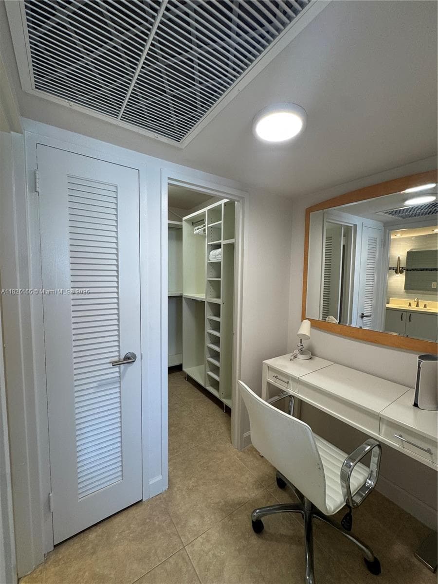 Seacoast 5151 · #535 in Miami Beach - Photo 13