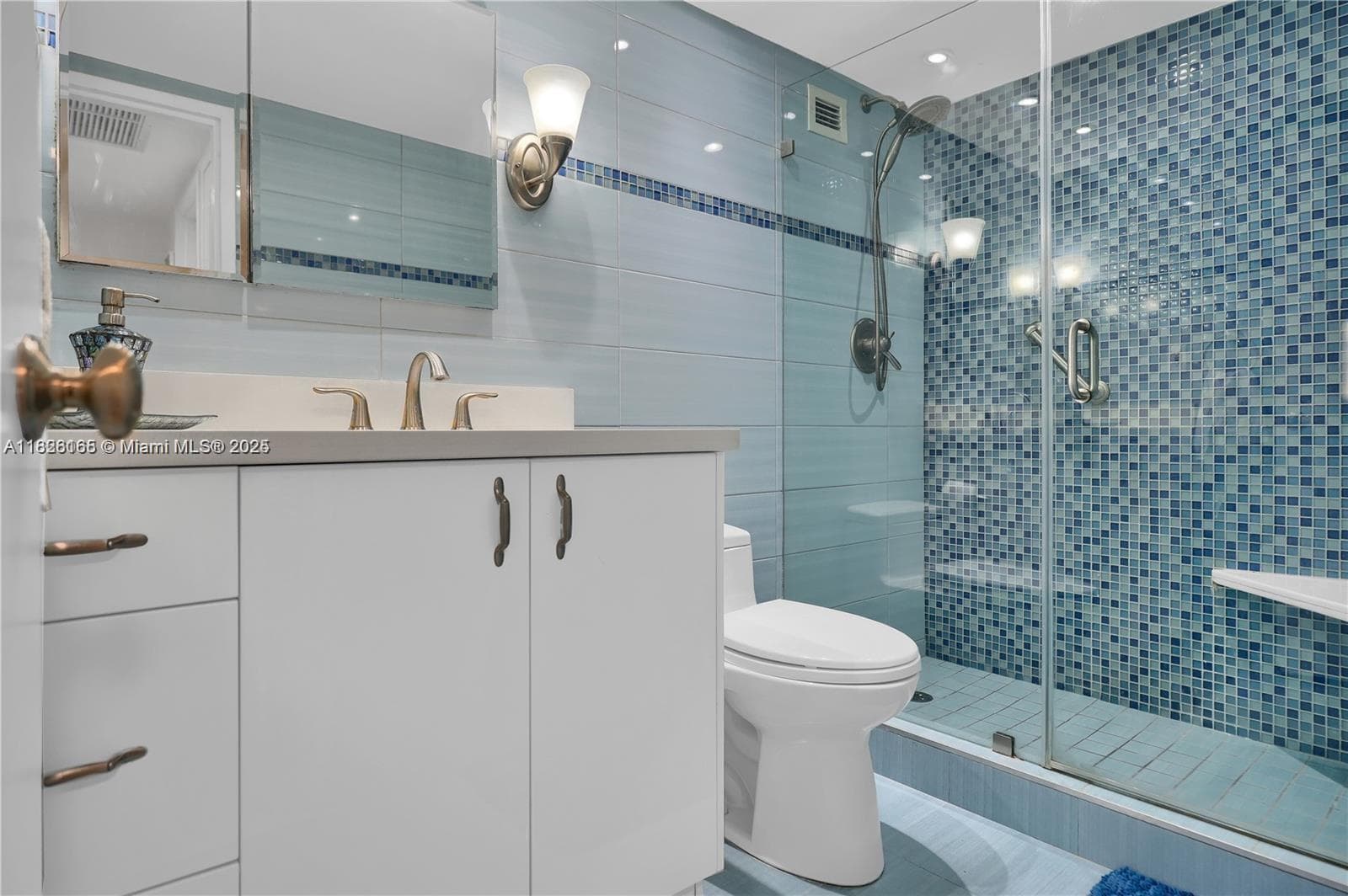 Seacoast 5151 · #535 in Miami Beach - Photo 15