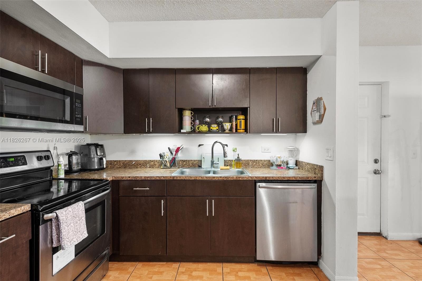 Lakewood Emerald Hills · #602 in Hollywood - Photo 11