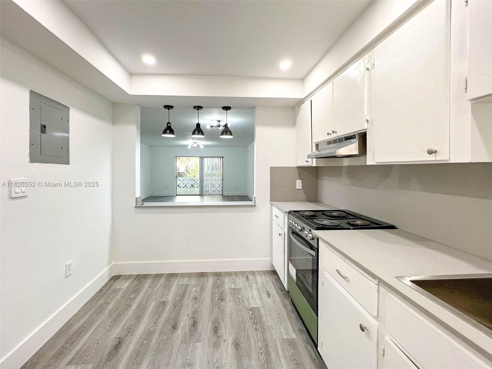 CLAREMONT PLACE CONDO · #107 in North Miami - Photo 4