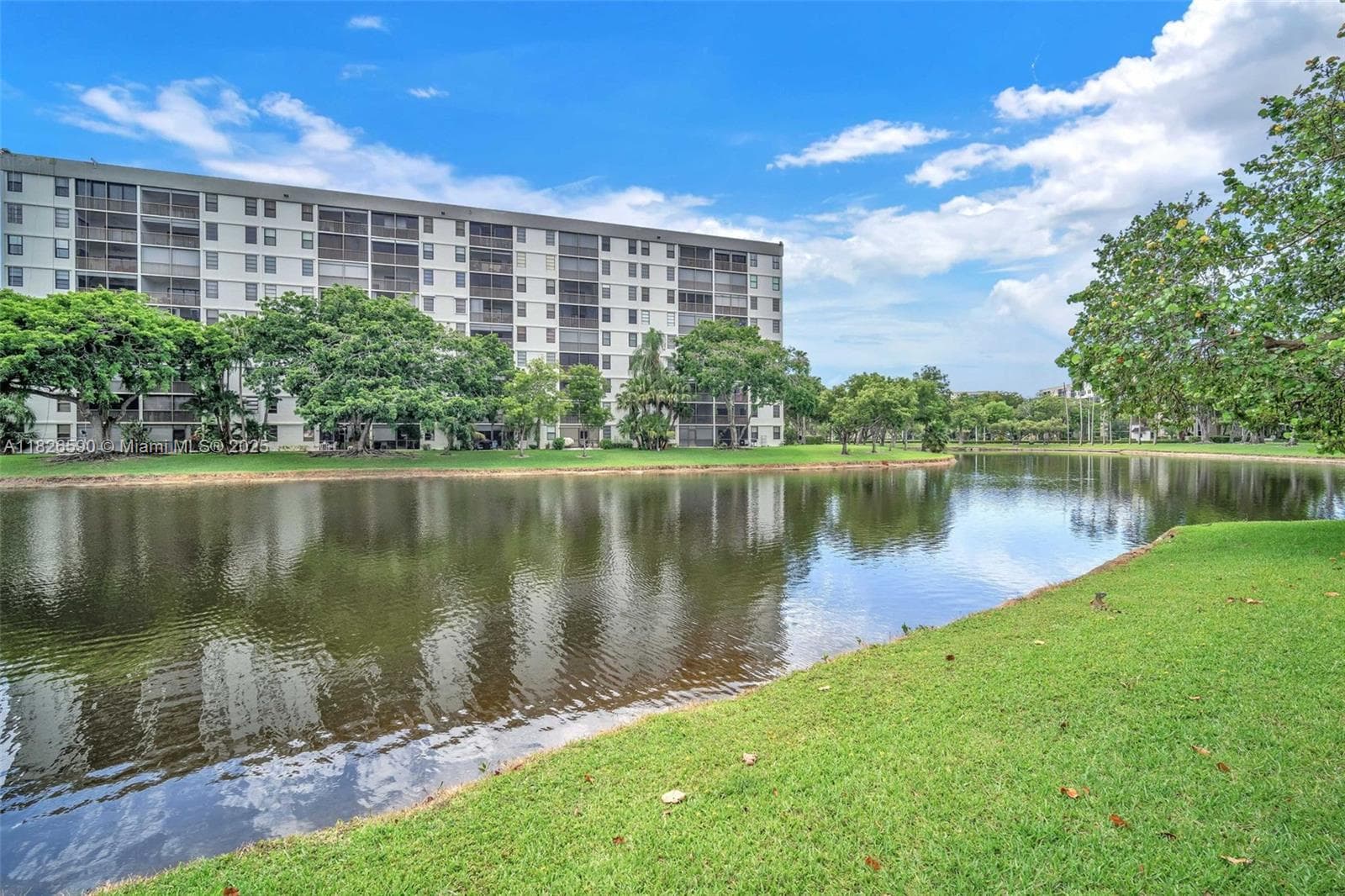 CYPRESS BEND · #316B in Pompano Beach - Photo 6