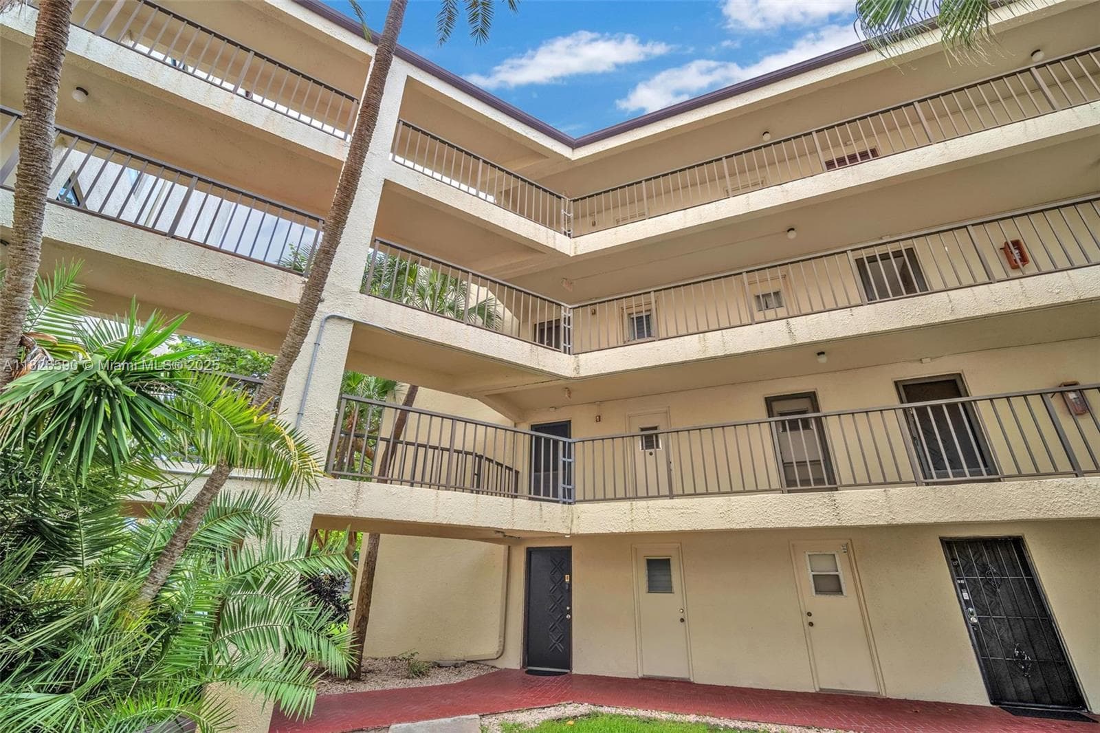 CYPRESS BEND · #316B in Pompano Beach - Photo 3