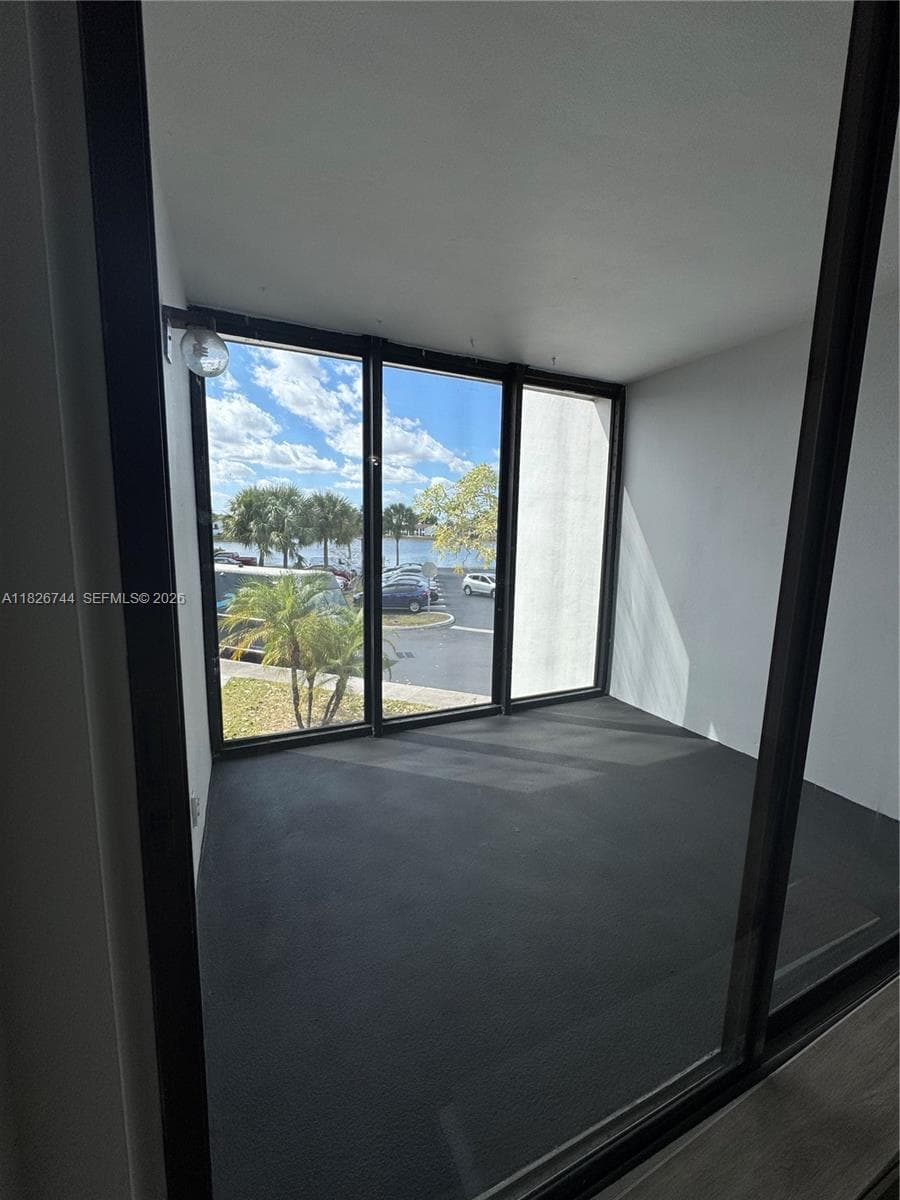 LAKE POINTE CONDOMINIUM N · #202 in Oakland Park - Photo 13