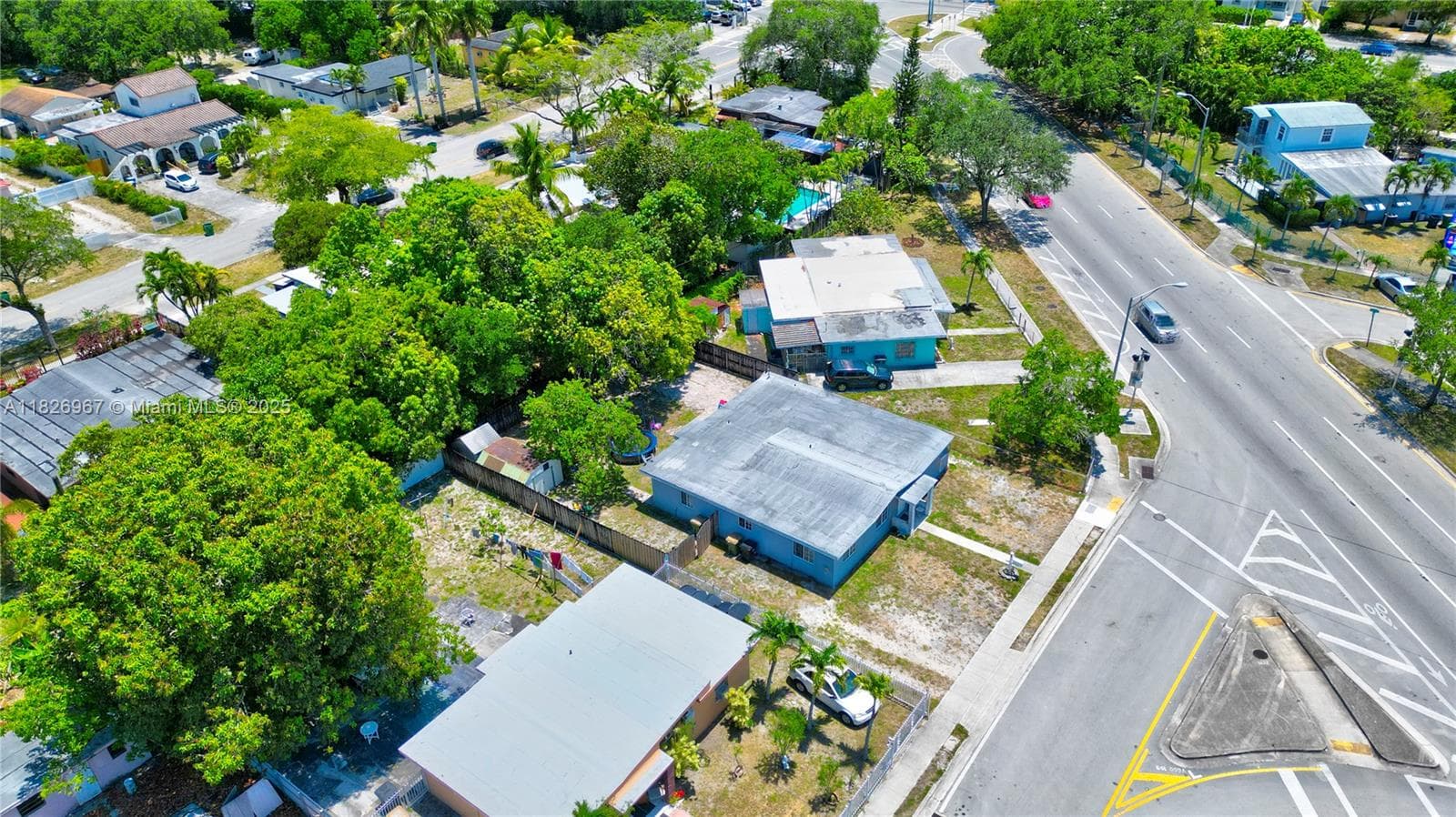 13645 NW 3rd Ave photo 32