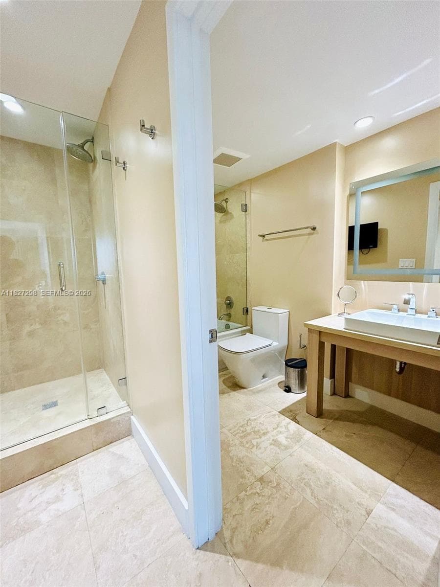 The Decoplage · #1429 in Miami Beach - Photo 9