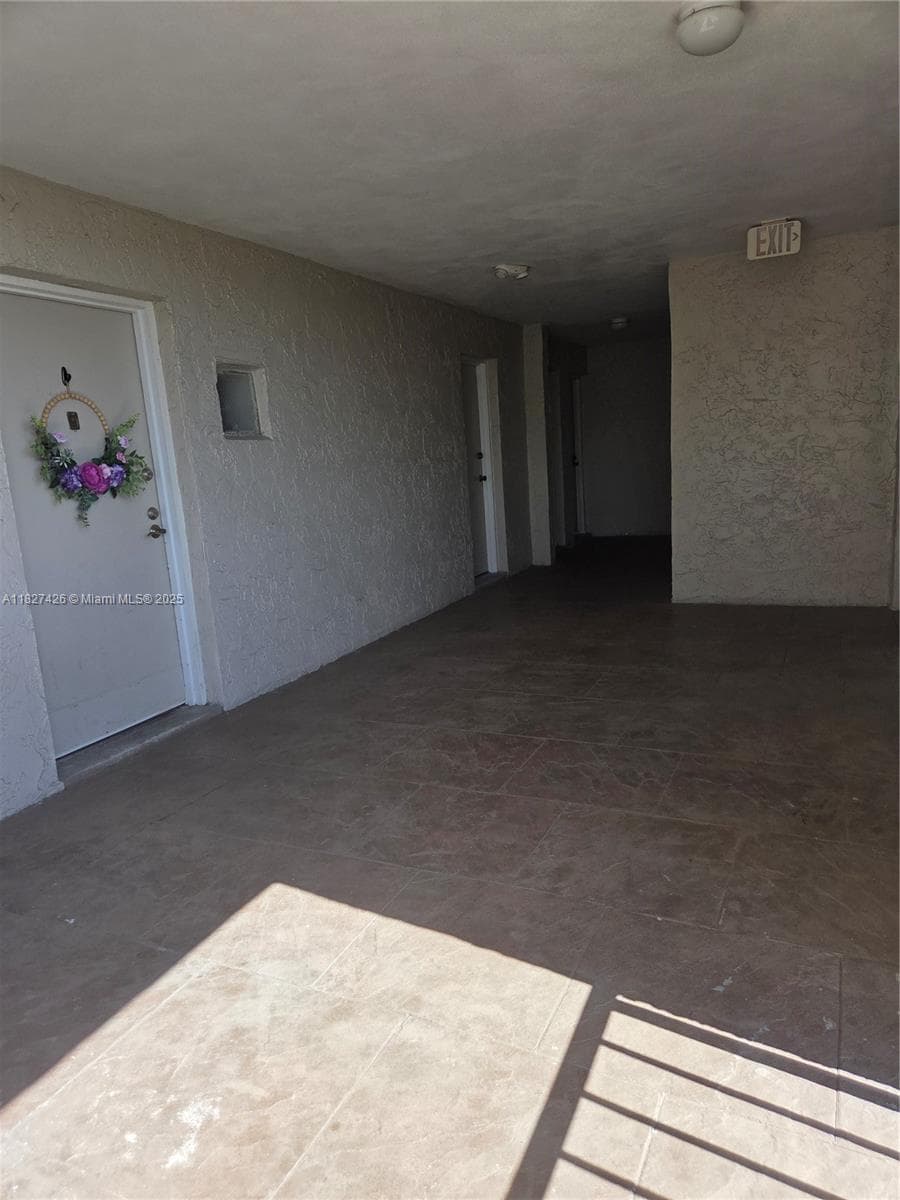 Dadeland Grove · #A310 in Pinecrest - Photo 16