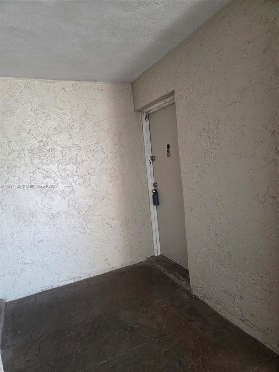 Dadeland Grove · #A310 in Pinecrest - Photo 15