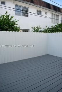 972 N 18th Ct photo 22