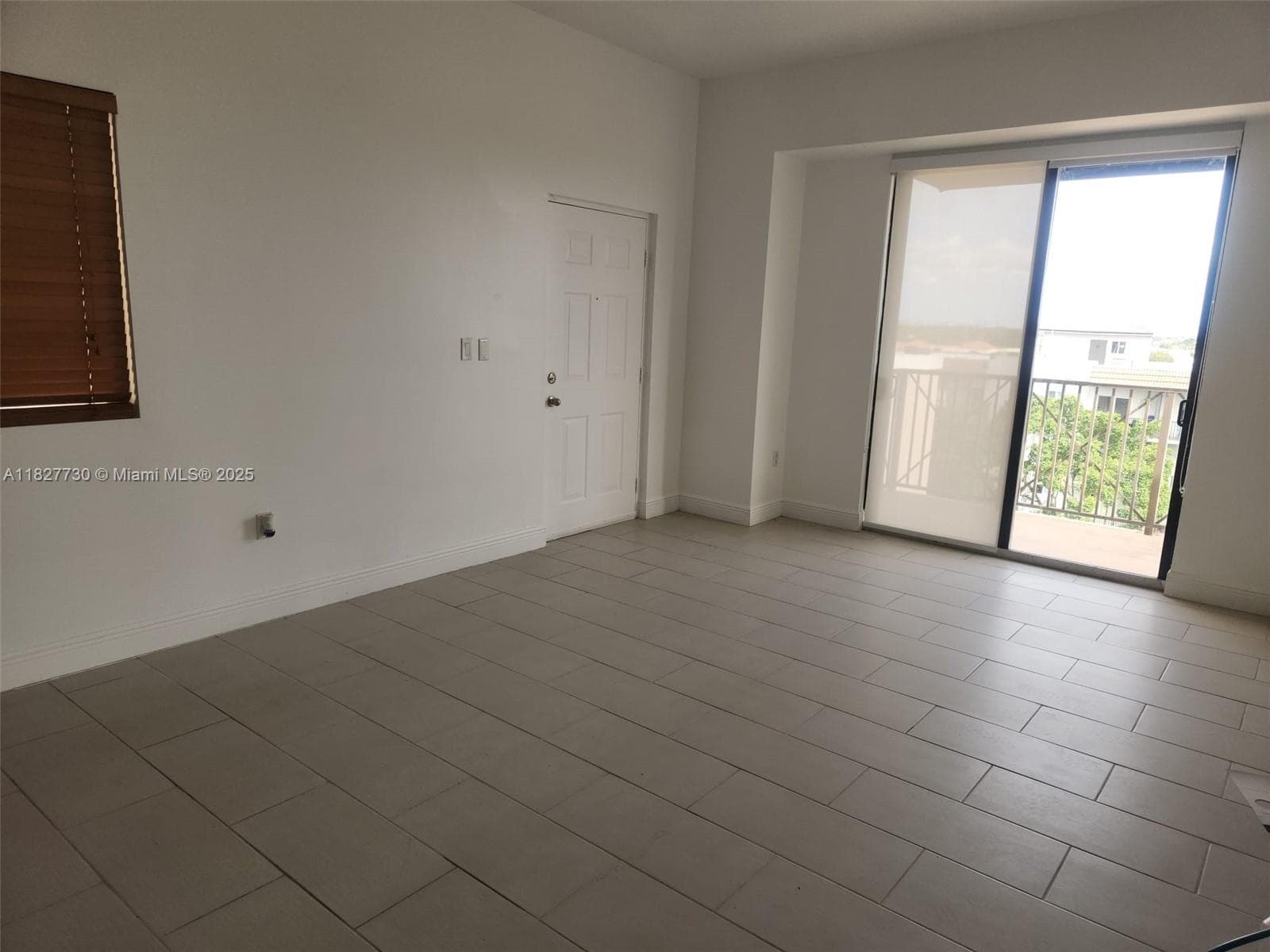 TUSCANY POINTE VILLAS · #606B in Miami - Photo 9