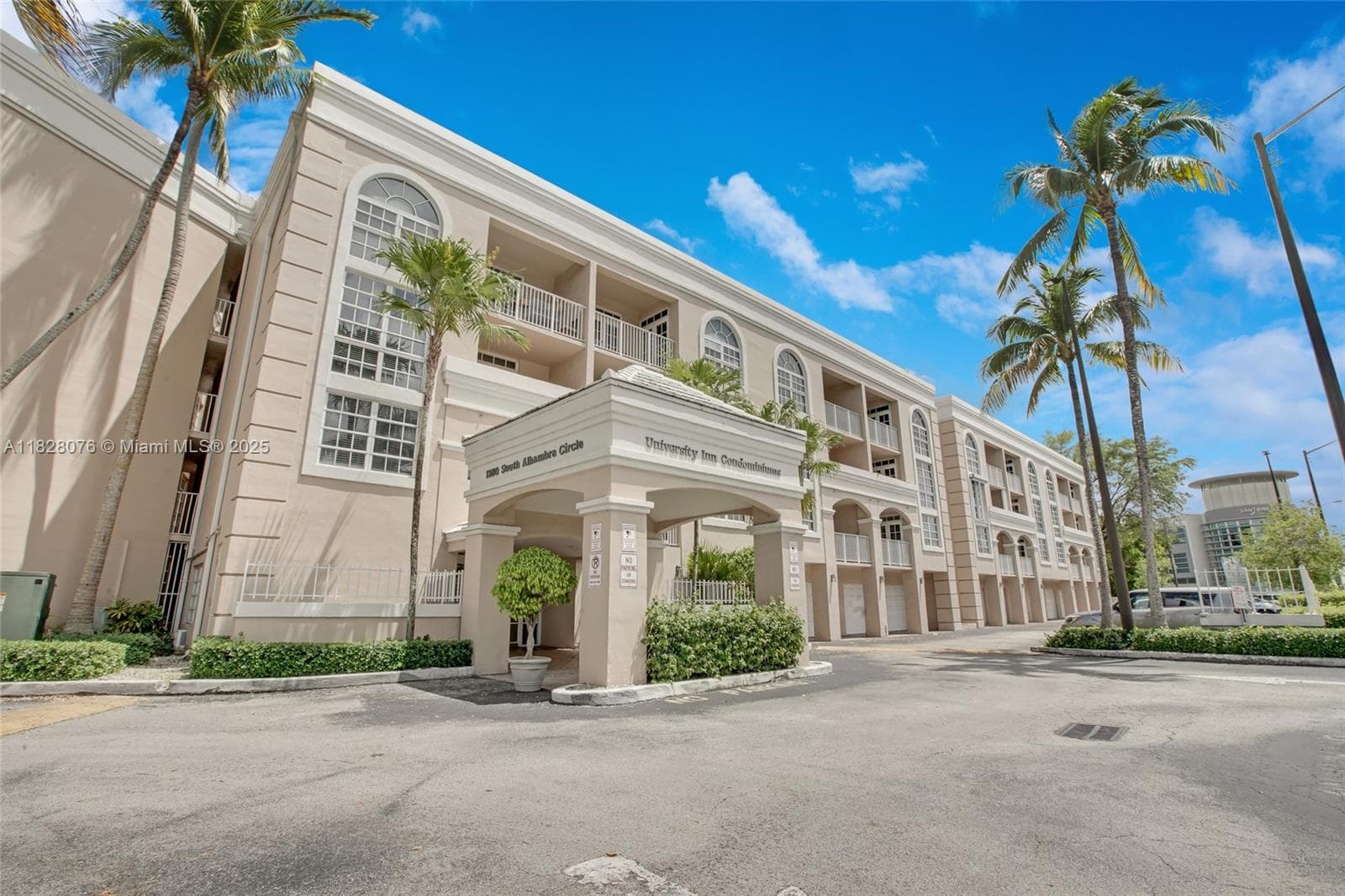 University Inn · #2206 in Coral Gables - Photo 18