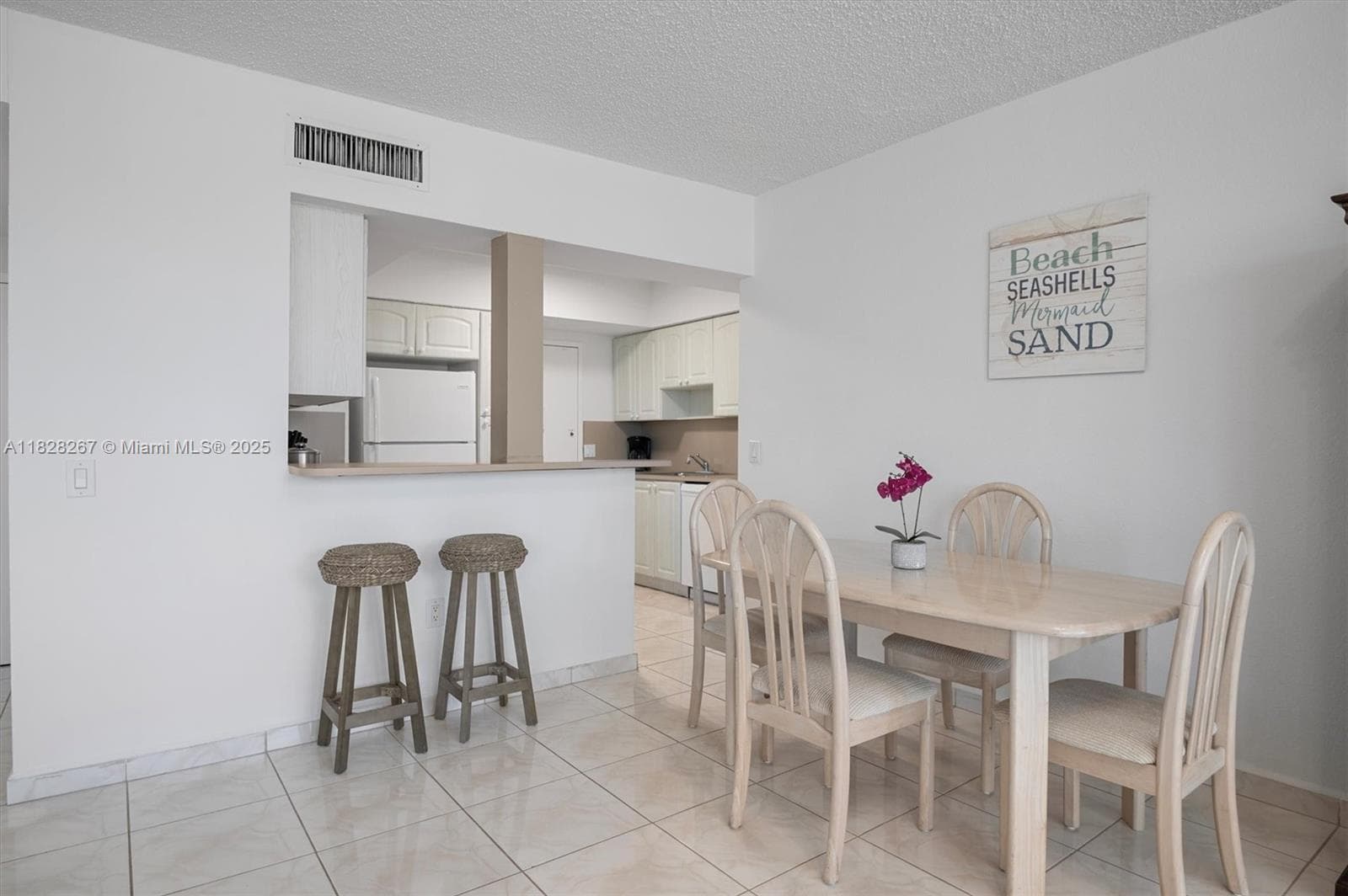ALEXANDER TOWERS CONDO · #315 in Hollywood - Photo 4
