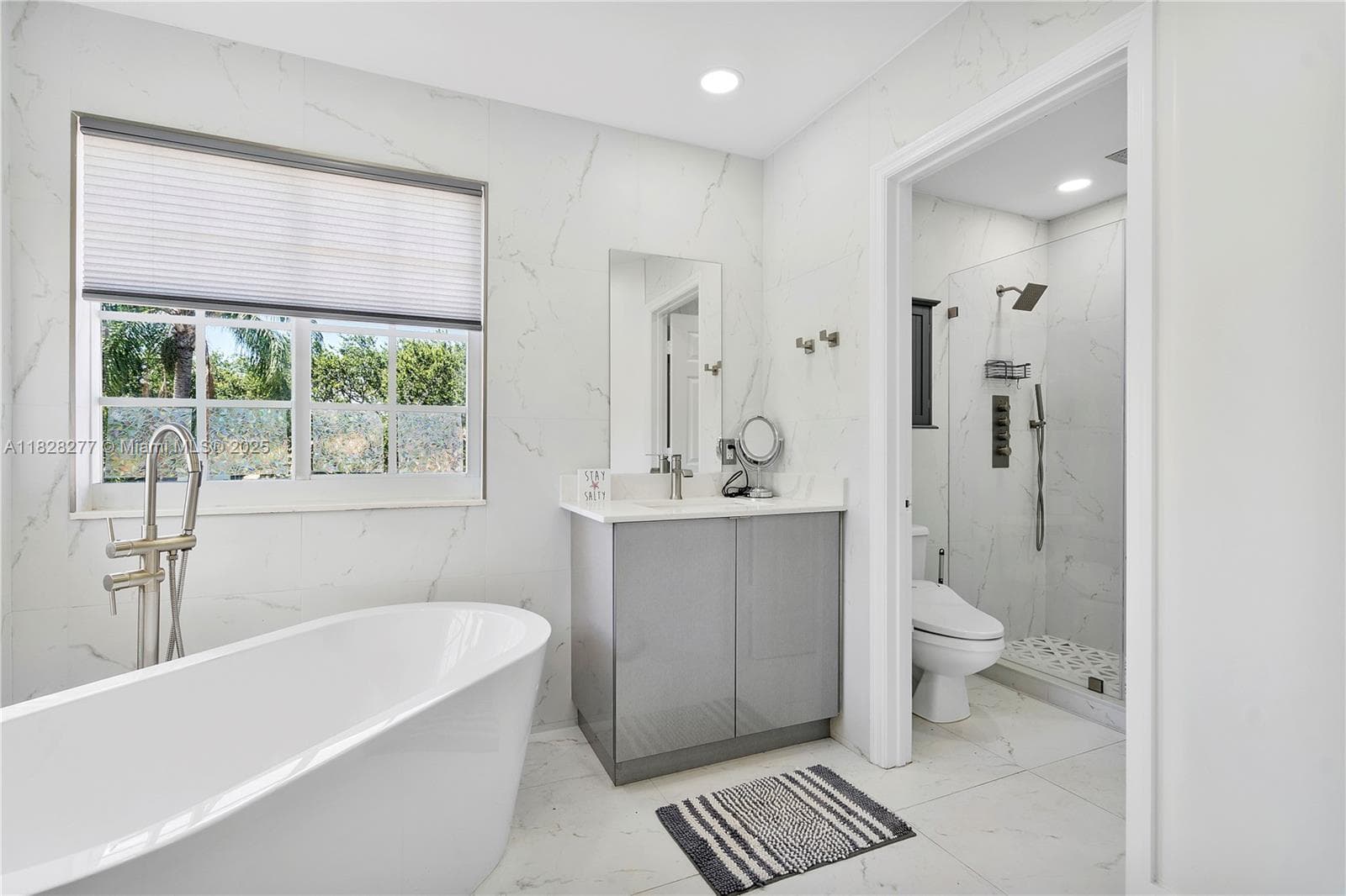 10922 NW 49th Dr photo 46