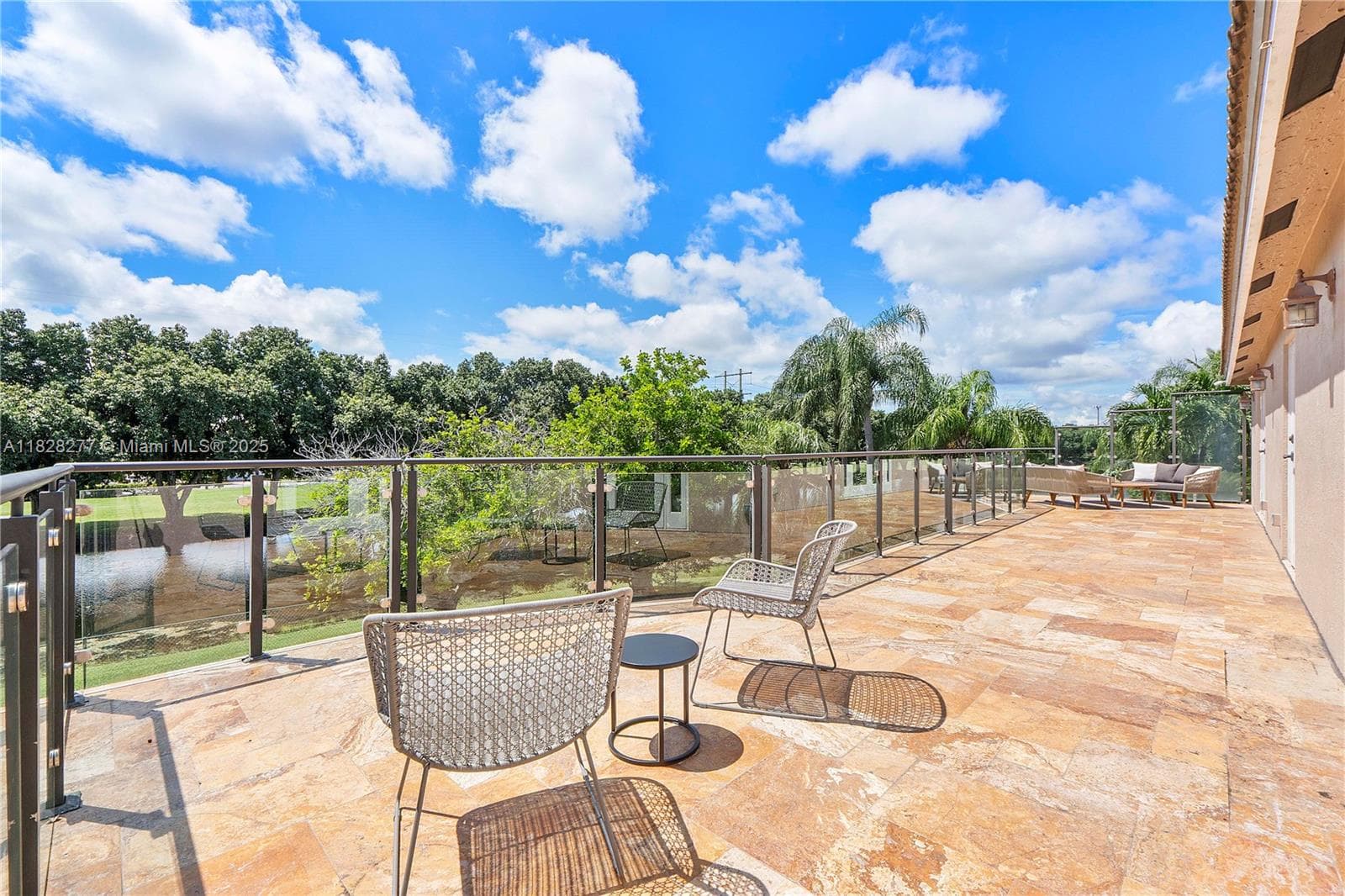 10922 NW 49th Dr photo 5