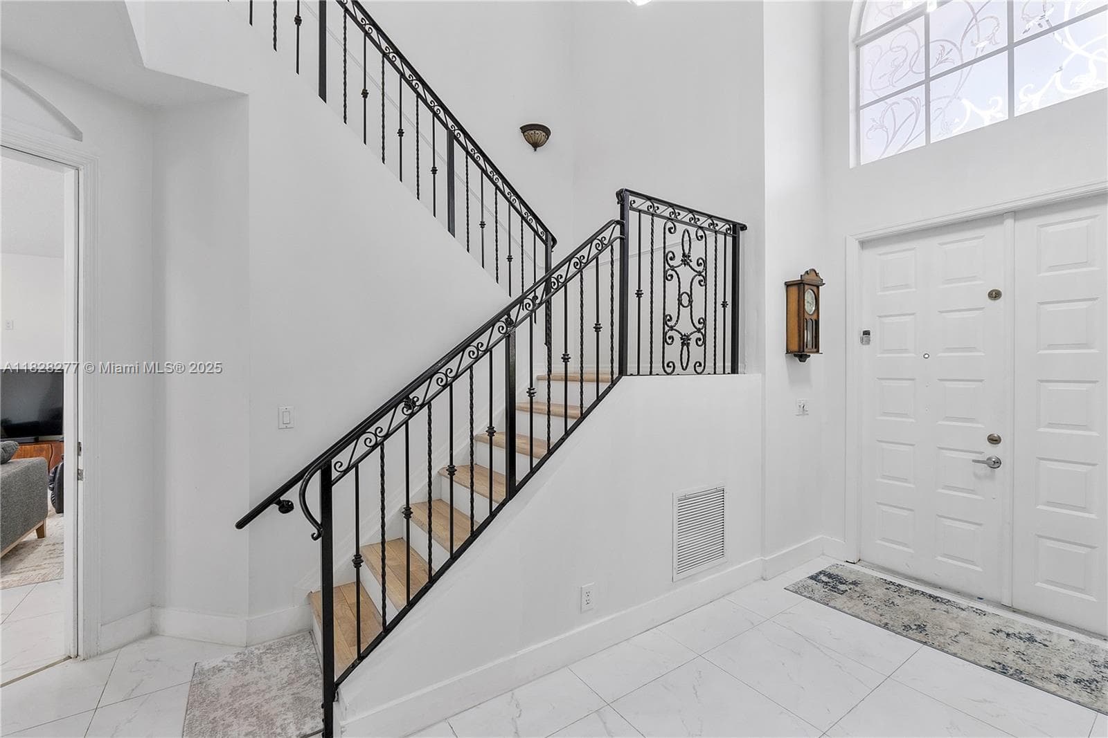 10922 NW 49th Dr photo 11