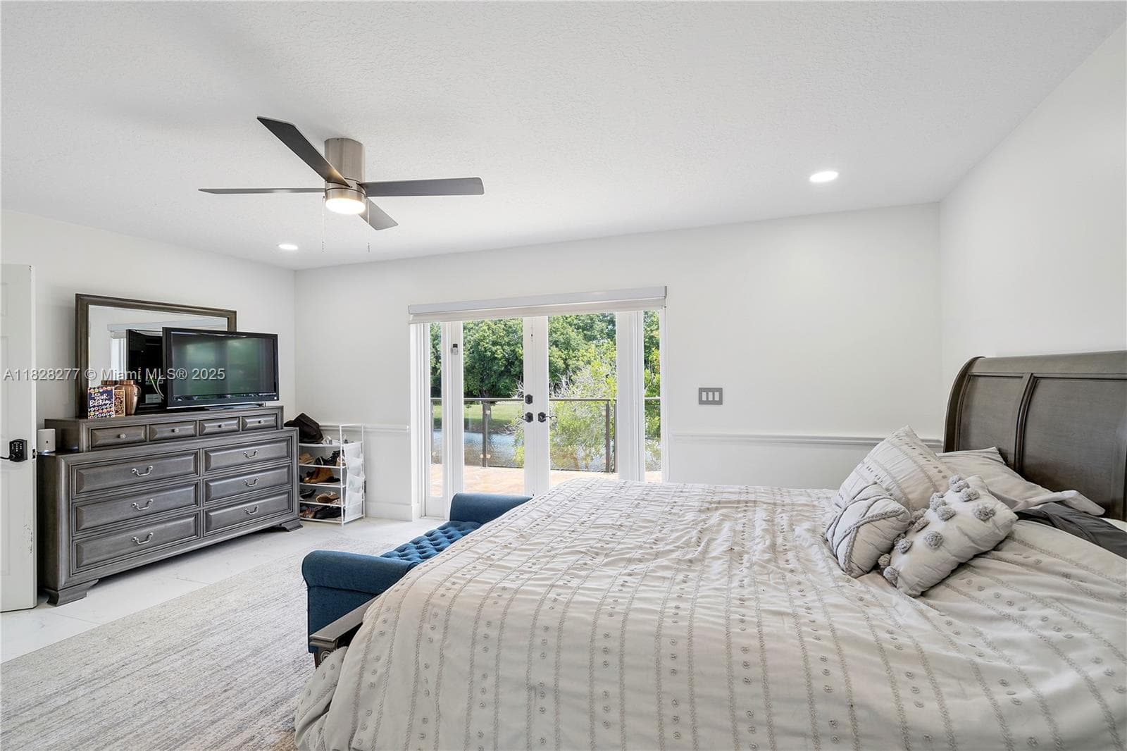 10922 NW 49th Dr photo 40