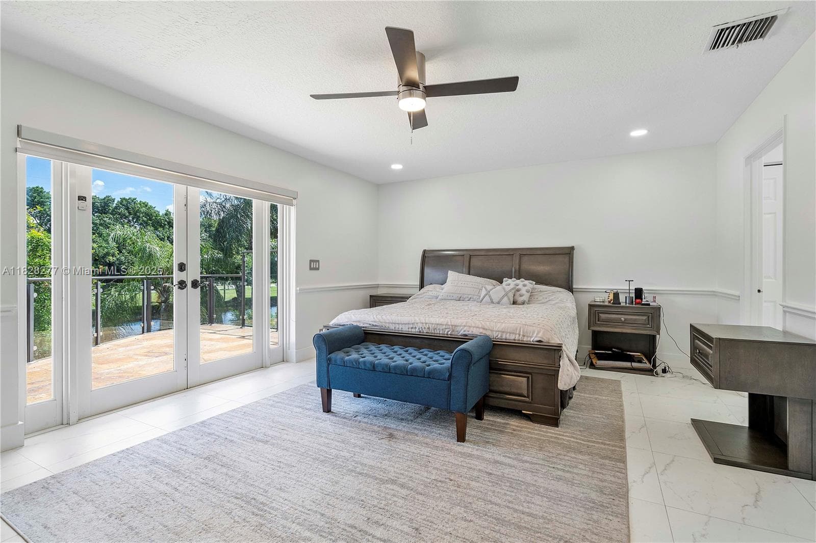 10922 NW 49th Dr photo 39