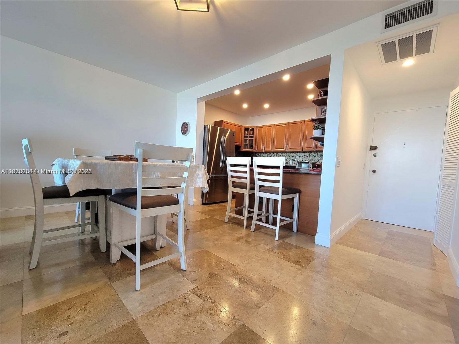 ALEXANDER TOWERS CONDO · #320 in Hollywood - Photo 8