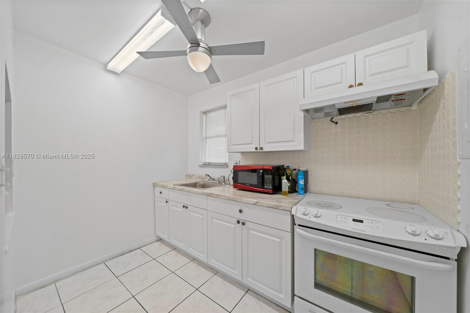 JADE WINDS · #403 in Miami - Photo 6