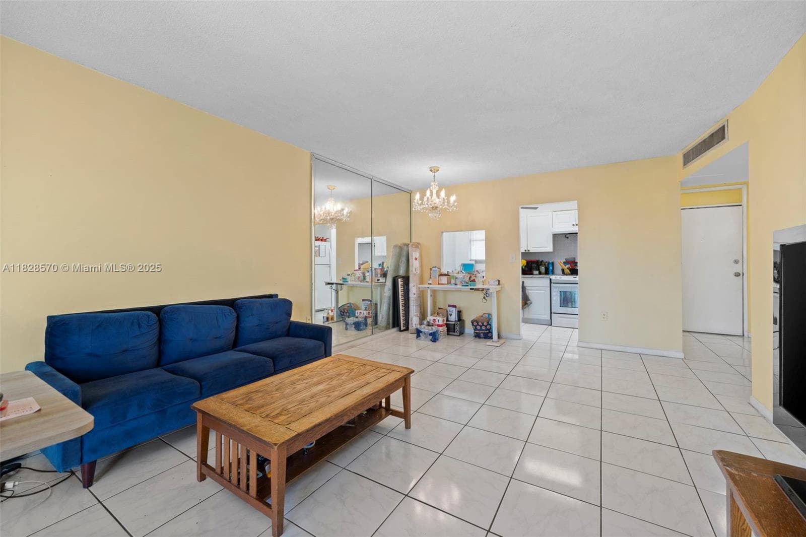 JADE WINDS · #403 in Miami - Photo 10