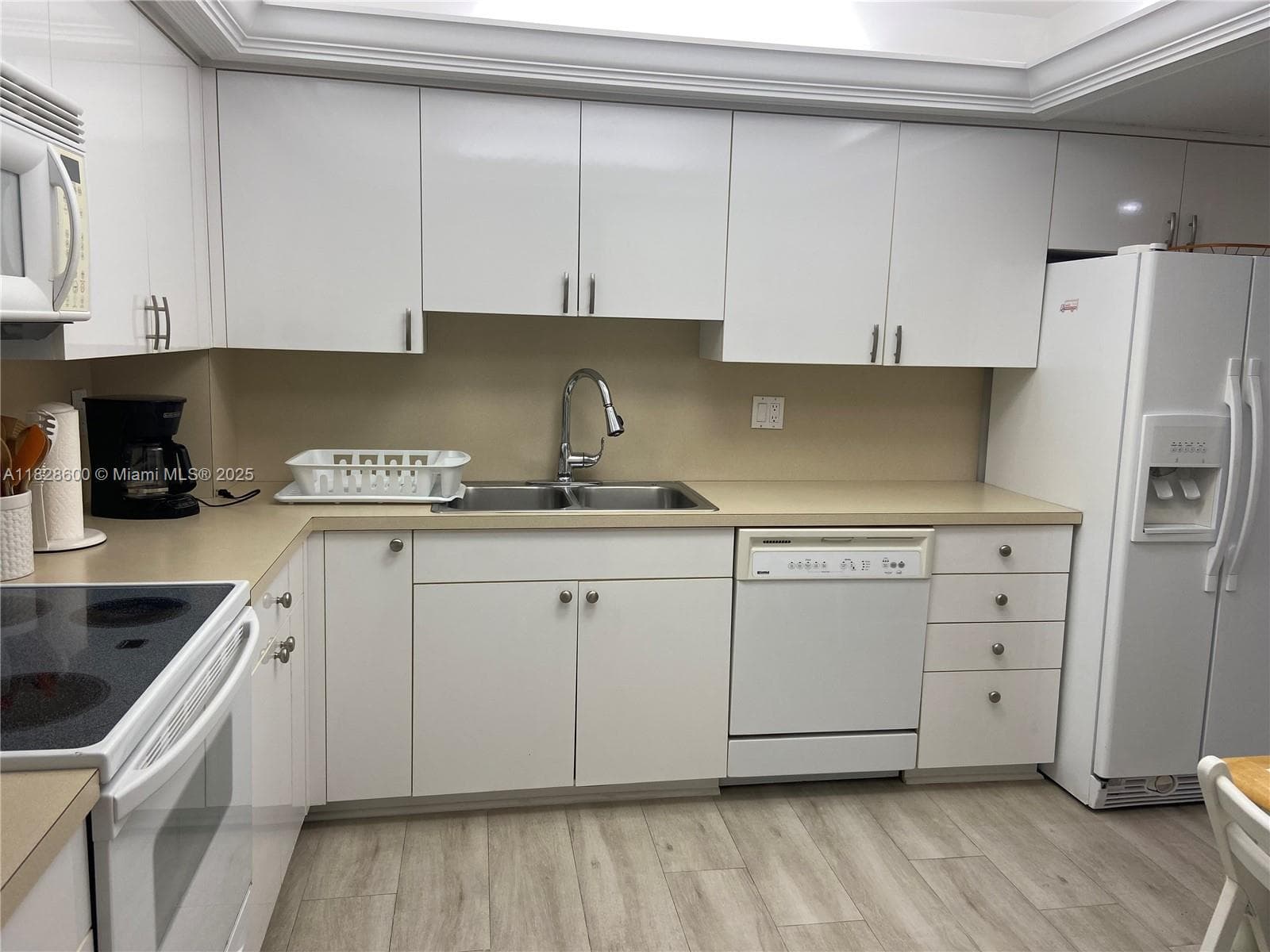 SEA RANCH CLUB A CONDO · #1106 in Lauderdale By The Sea - Photo 20