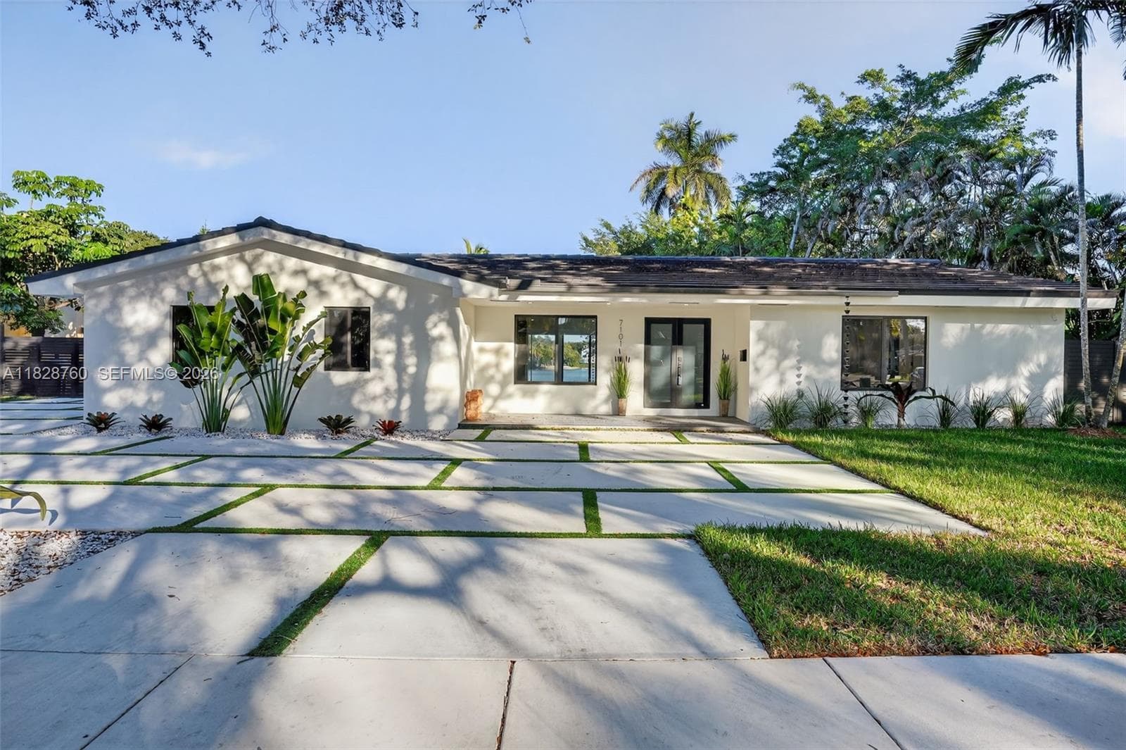 7101 E Troon Cir photo 2
