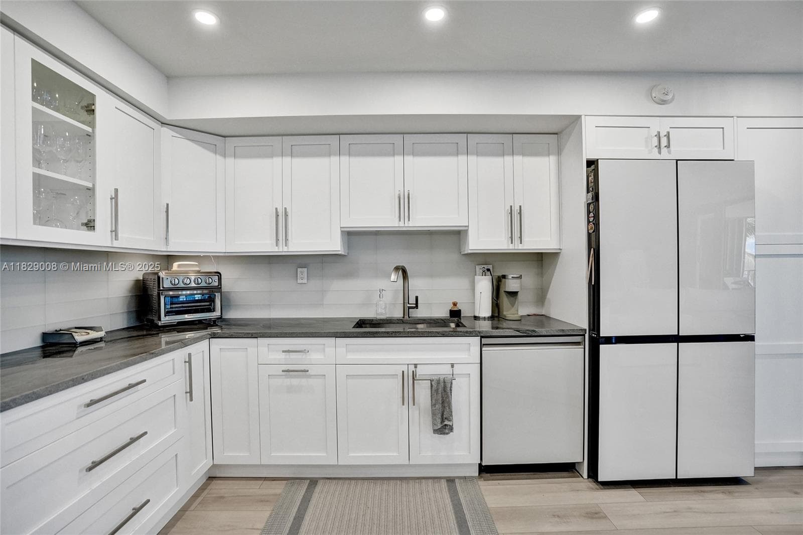 Claridge Condo · #403 in Pompano Beach - Photo 37