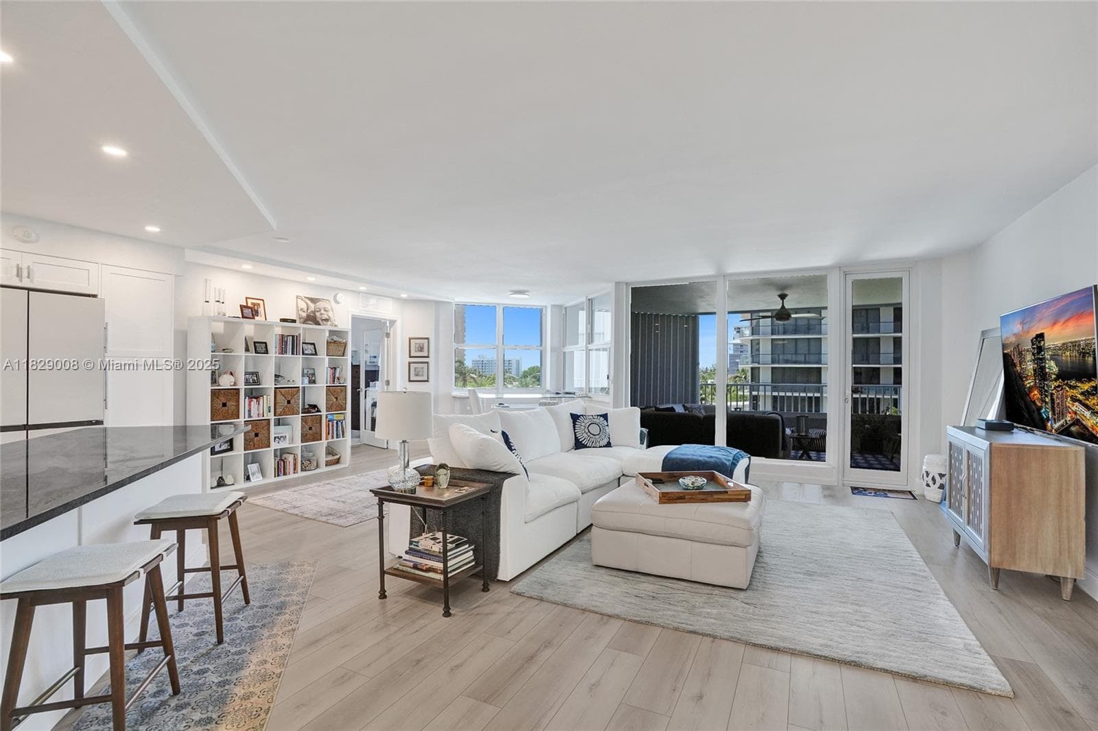Claridge Condo · #403 in Pompano Beach - Photo 4
