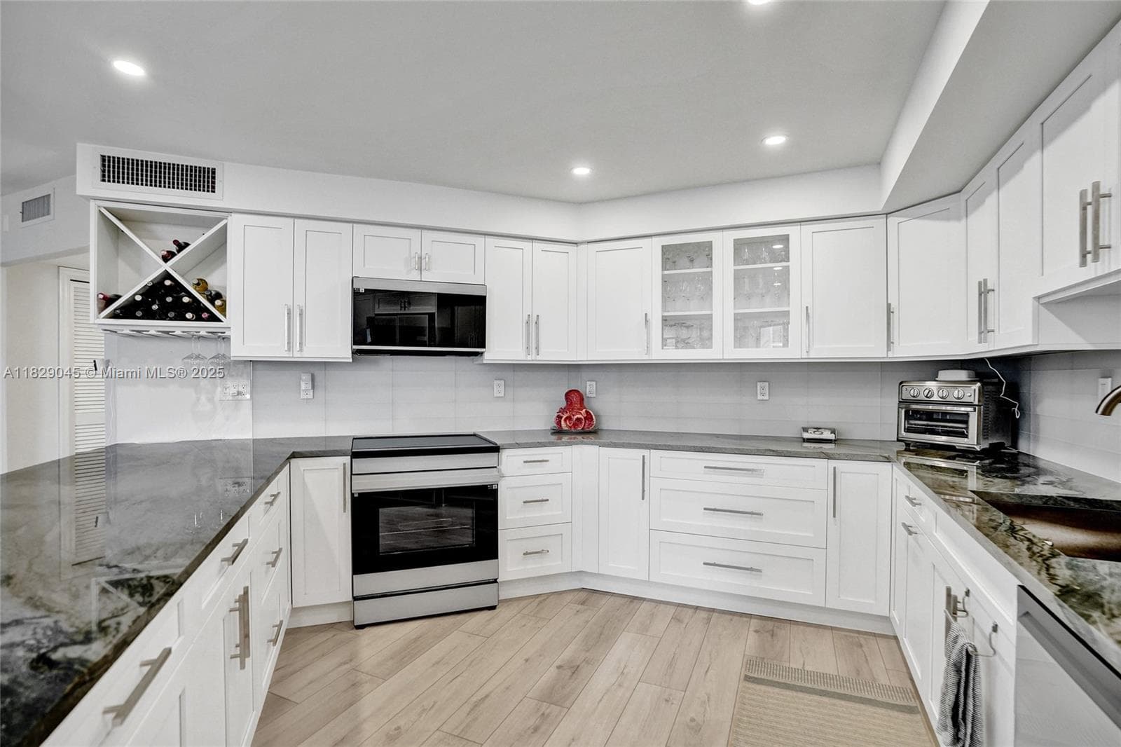 CLARIDGE CONDO · #403 in Pompano Beach - Photo 32