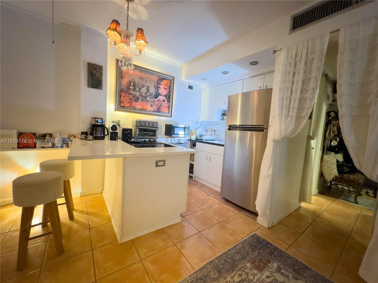 Palm Bay Condominium · #2E in Miami - Photo 17