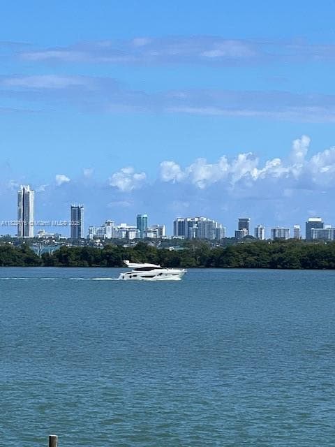 Palm Bay Condominium · #2E in Miami - Photo 47