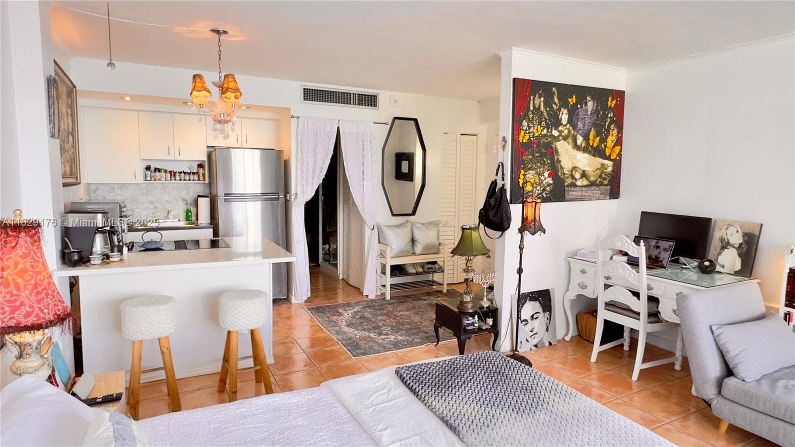Palm Bay Condominium · #2E in Miami - Photo 12