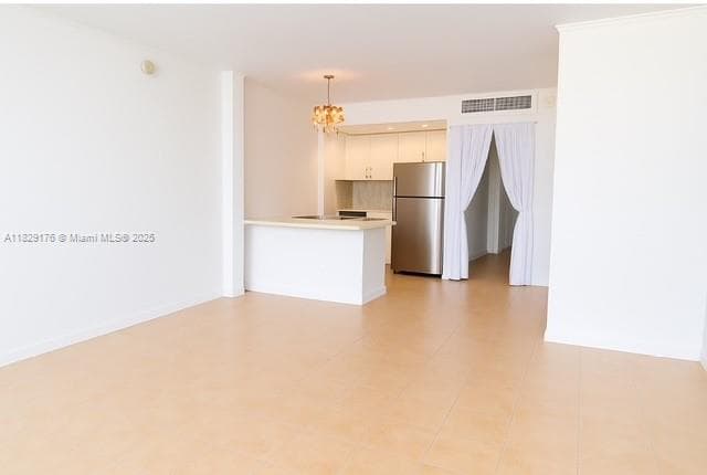 Palm Bay Condominium · #2E in Miami - Photo 3