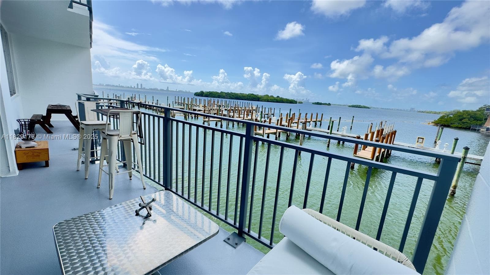 Palm Bay Condominium · #2E in Miami - Photo 1