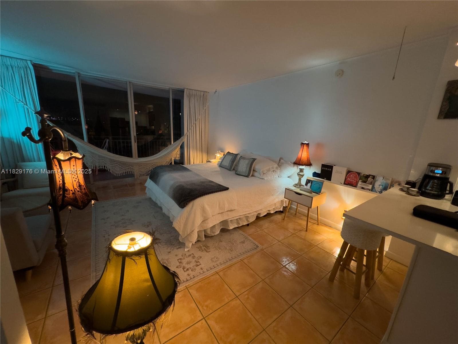 Palm Bay Condominium · #2E in Miami - Photo 18