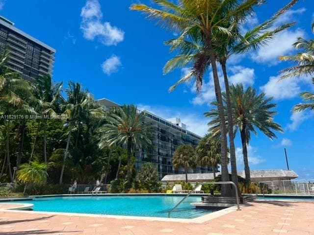Palm Bay Condominium · #2E in Miami - Photo 48