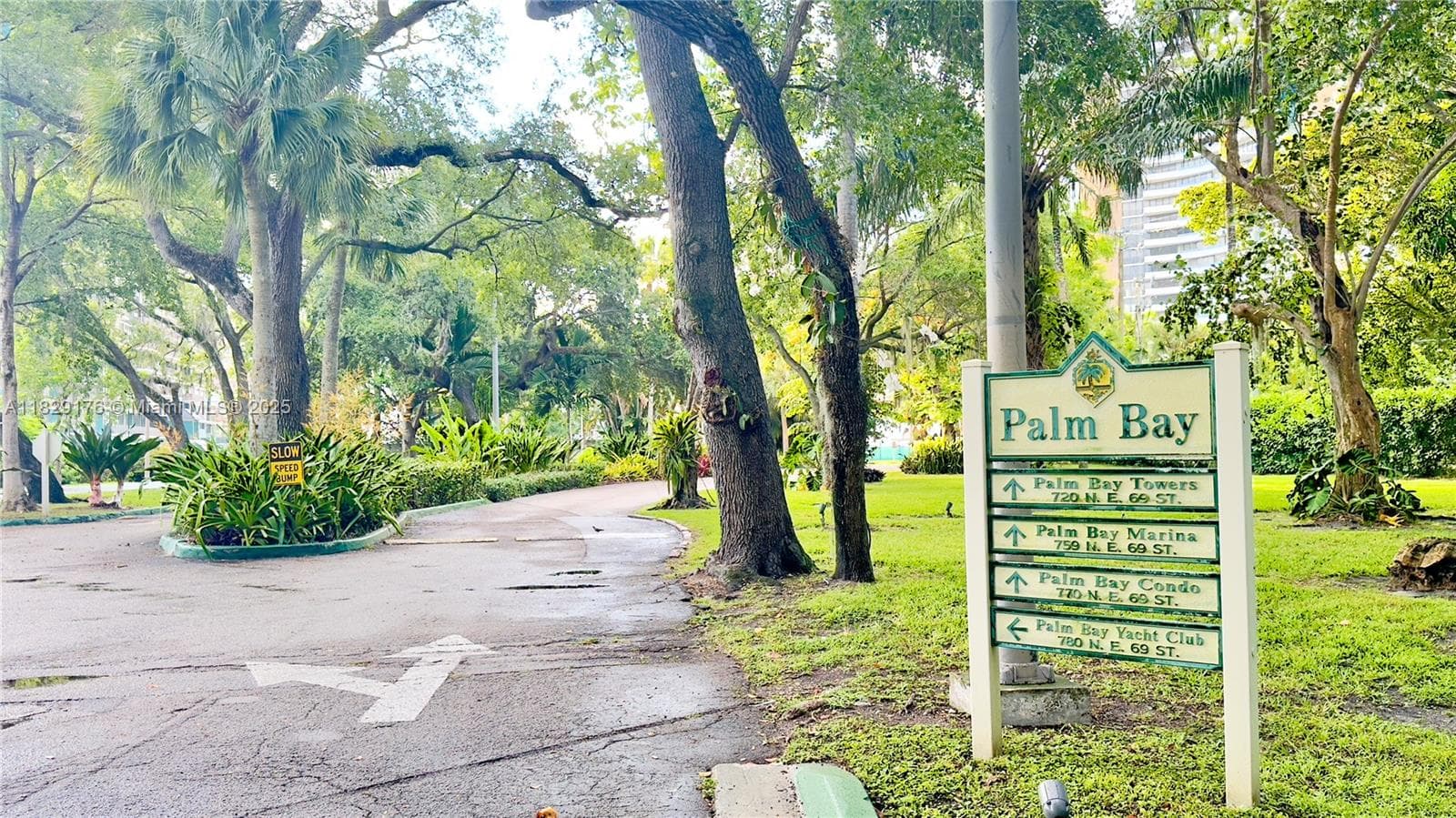 Palm Bay Condominium · #2E in Miami - Photo 31