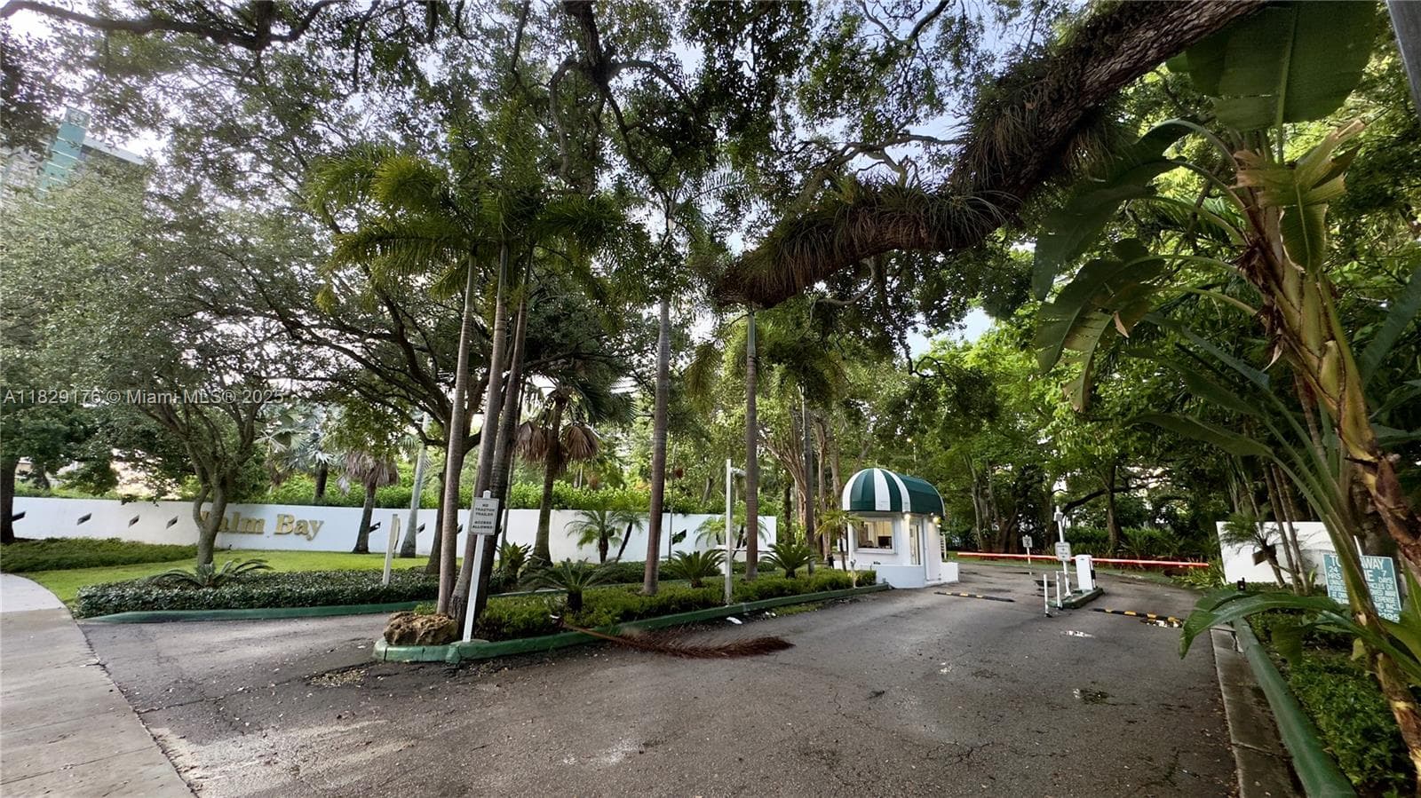 Palm Bay Condominium · #2E in Miami - Photo 29