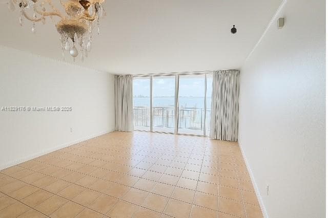 Palm Bay Condominium · #2E in Miami - Photo 4