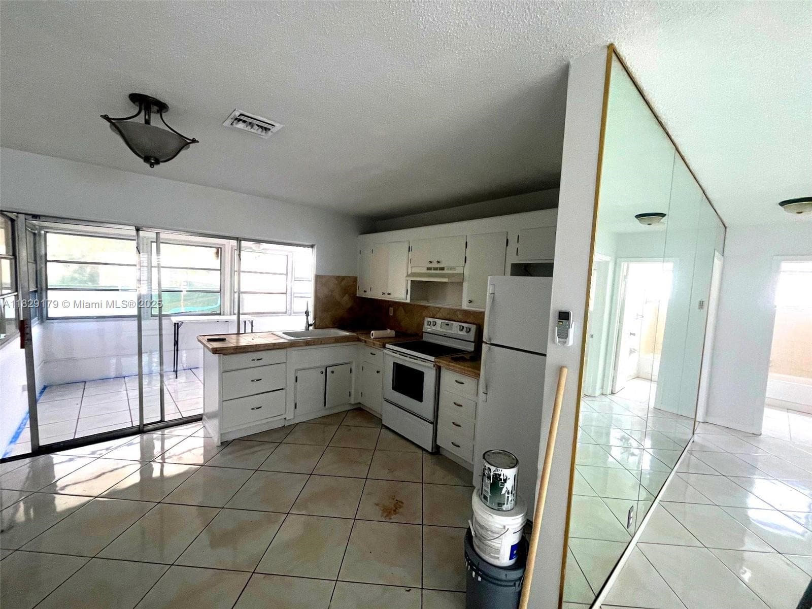 2309 NW 54th St photo 5