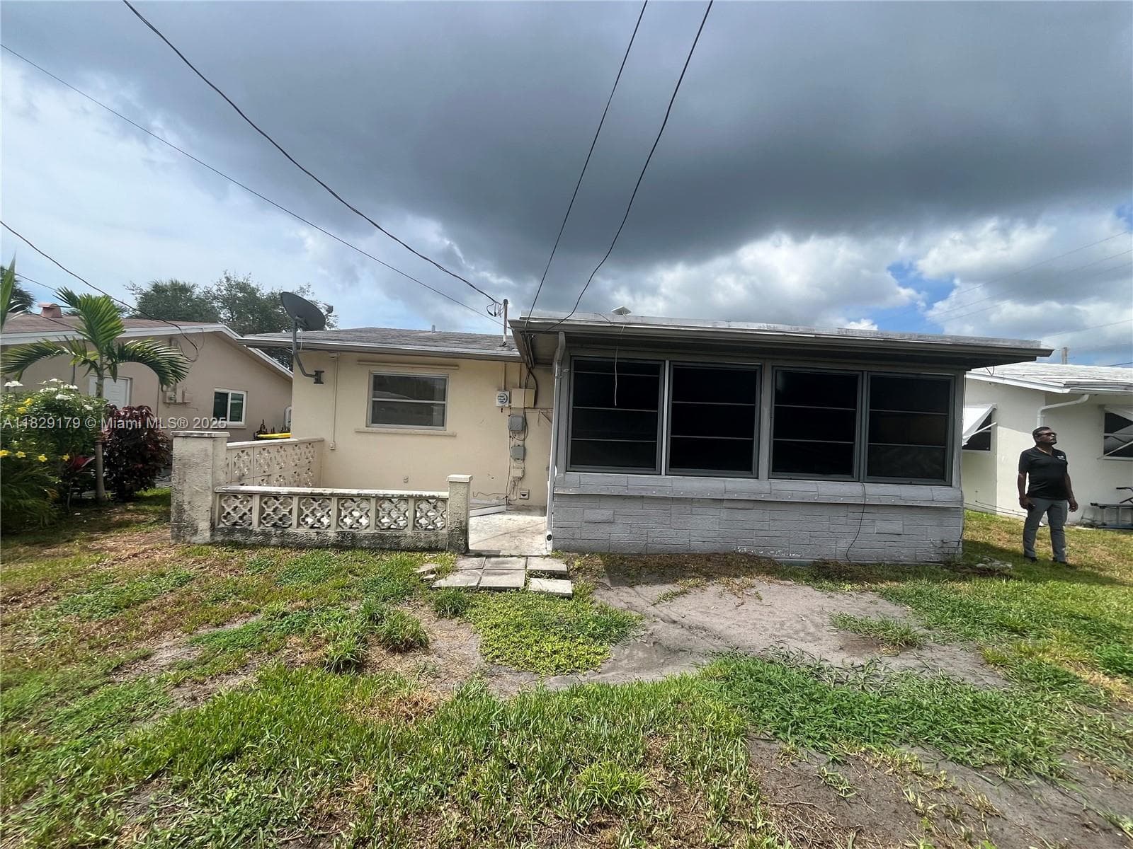 2309 NW 54th St photo 14