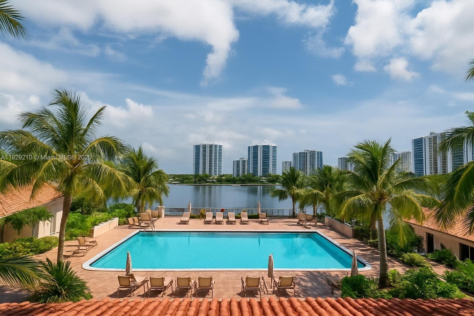 TURNBERRY VILLAGE SO TOWE · #104 in Aventura - Photo 6